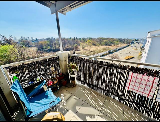 2 BEDROOM FLAT FOR SALE IN BROADACRES